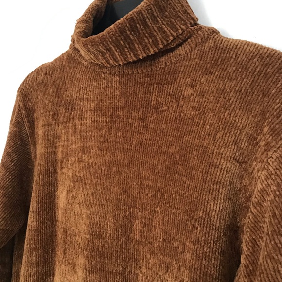 Brown cowl neck fringe large sweater - Picture 2 of 5